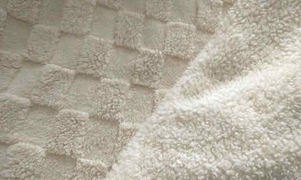 Photo of free Single Duvet Cover - Cream Fleece Winter (Anchorsholme FY5) #3