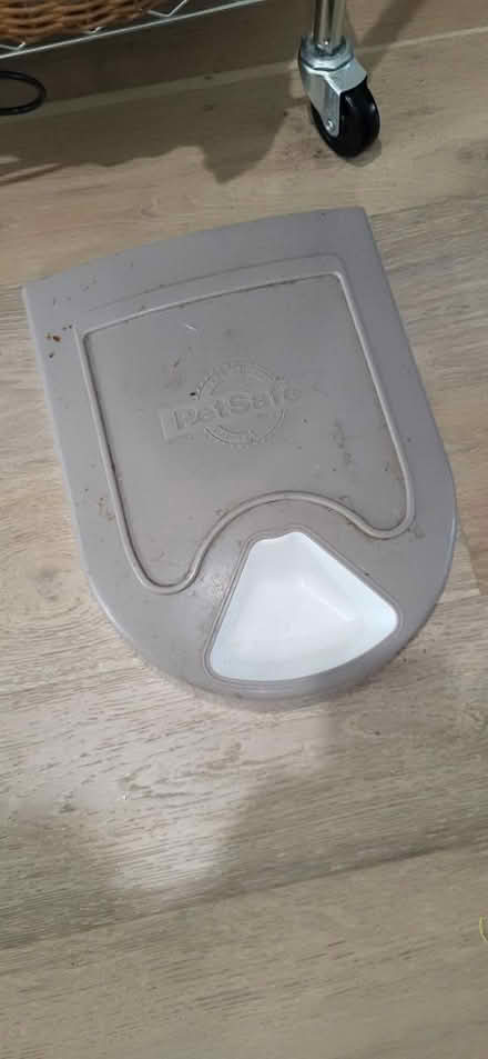 Photo of free Automatic Pet Feeder (Petworth) #1