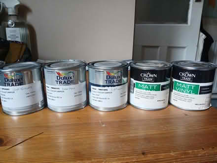Photo of free 5 sample pots -various Dulux paints (BS16) #1