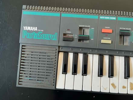 Photo of free Yamaha keyboard (New Malden KT3) #1