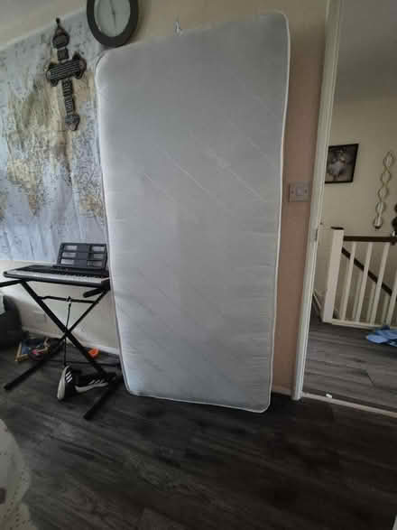 Photo of free Single mattress (SE1) #1