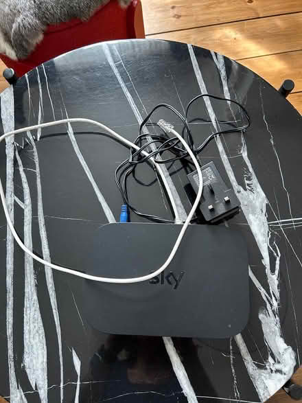 Photo of free Sky router (SE7) #2