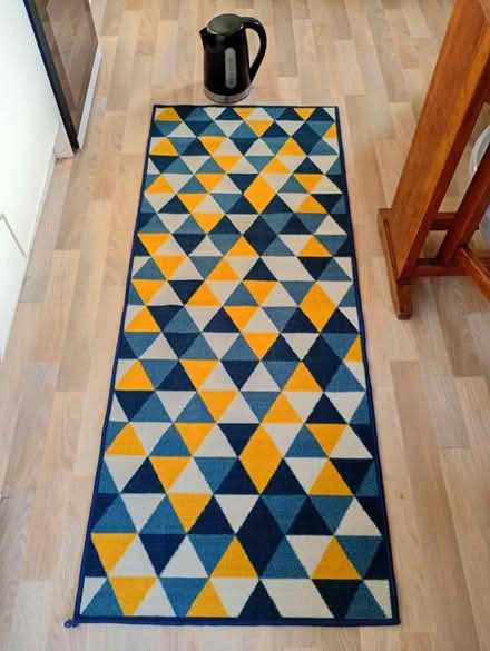 Photo of free Rug (Camborne, Cornwall) #1