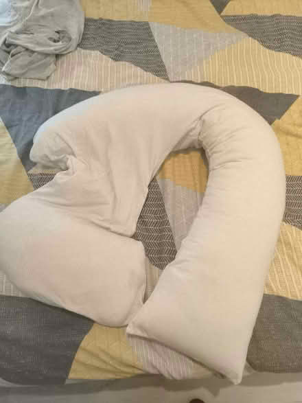 Photo of free Maternity pillow (Lewisham) #1