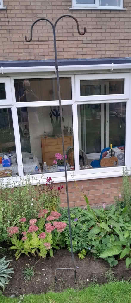 Photo of free bird feeder stand pole (Elworth CW11) #1