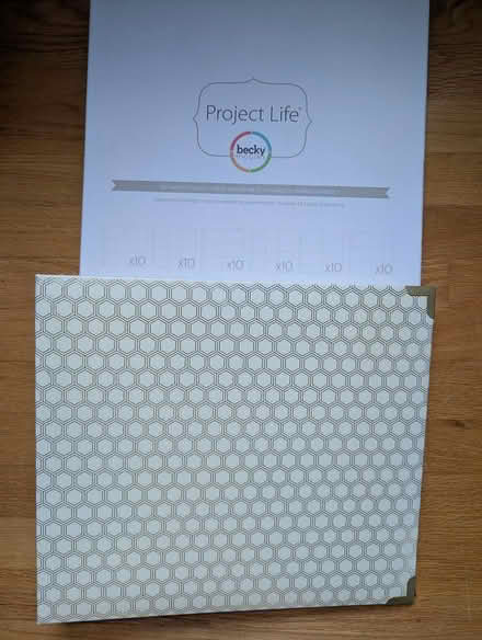 Photo of free 12"x12" Photo binder w/sleeves (Teele Square) #1