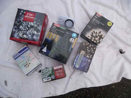 Photo of free Christmas lights (Stanney Oaks CH65) #1