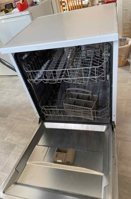 Photo of free Dishwasher (CT17) #2