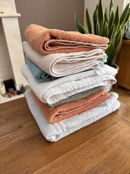 Photo of free Old towells (Addlestone/row Town (KT15)) #1