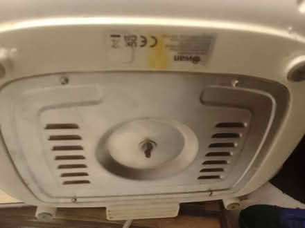 Photo of free swan deep fat fryer white (Askew Road W12) #3