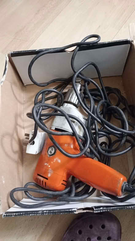 Photo of free old black and decker drill to fix (Chapeltown LS7) #1