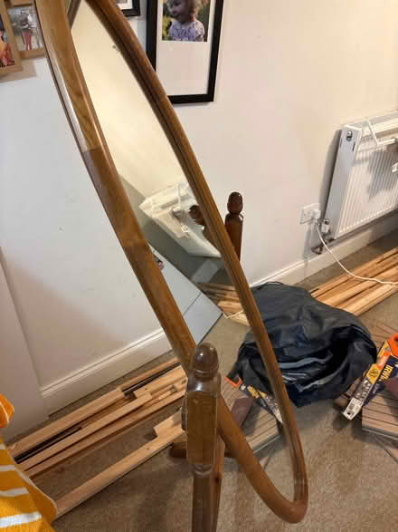 Photo of free Free standing mirror (Woburn Sands MK17) #2