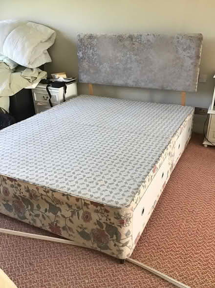Photo of free King size divan base with drawers (Clunton SY7) #1