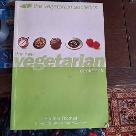 Photo of free Vegetarian cookbook (Rother TN35) #1