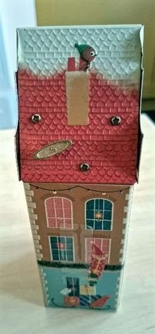 Photo of free Musical Christmas tin (Plumstead SE18) #2