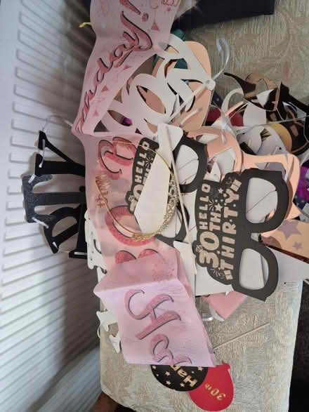 Photo of free 30th birthday decorations (B23 Gravelly Hill) #1