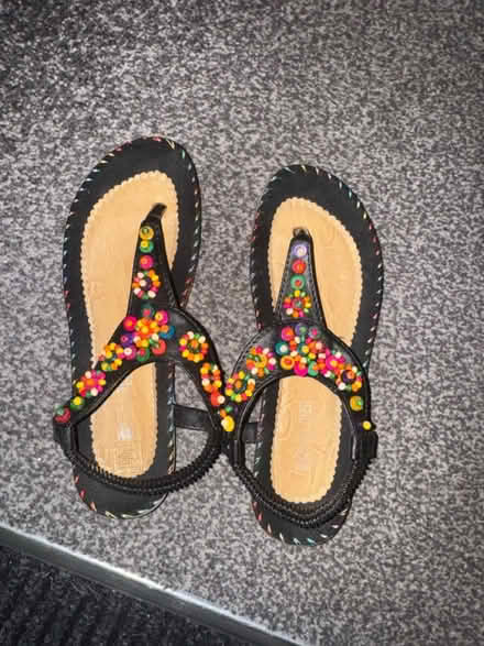 Photo of free Size 39 feels like a large 38 (NG8, Strelley) #2