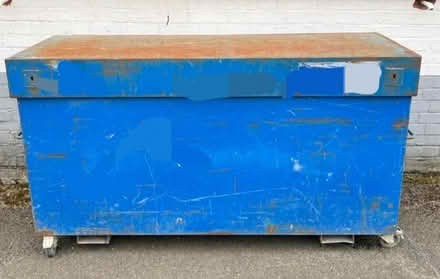 Photo of Metal lock box.. pics for example (SY7) #1