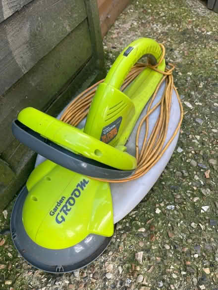 Photo of free Garden groom hedge cutter (Watford WD24) #1