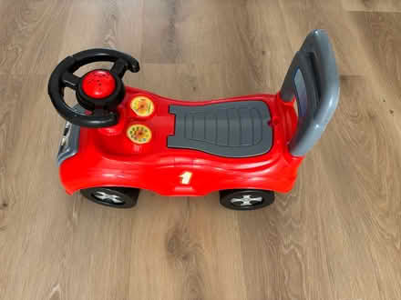 Photo of free Toddler sit on car (Palmers Green/ Edmonton N18) #1