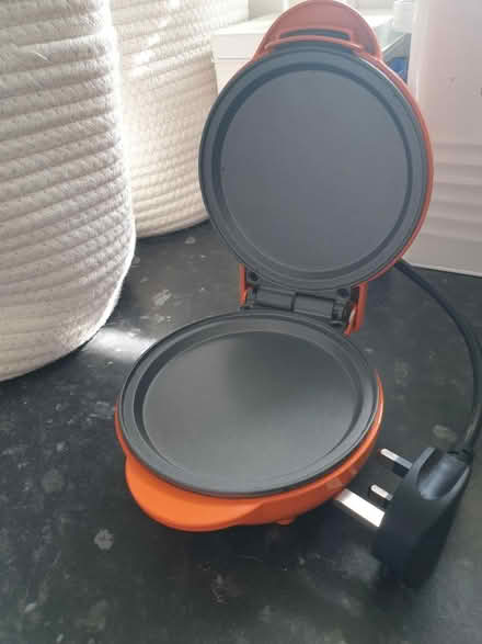 Photo of free Mini Pancake maker (Southwark SE1) #2