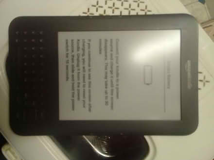 Photo of free amazon kindle model:d00901 (Askew Road W12) #1