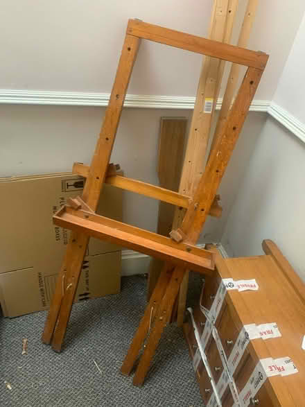 Photo of free Easel (Toxteth L8) #1