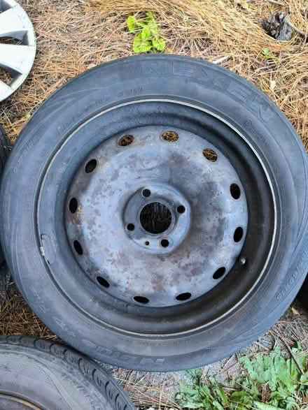 Photo of free Renault Clio/Modus wheels (Exeter +25 miles) #2