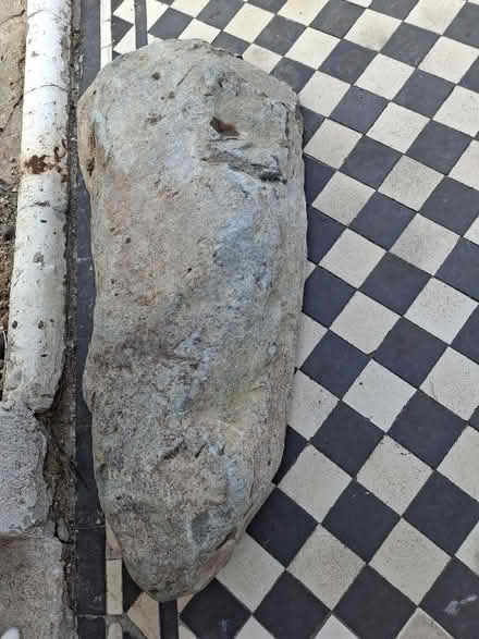 Photo of free Large garden stone (Tooting SW17) #1