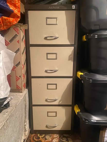 Photo of free 4 Drawer Metal filing cabinet (SE7) (Charlton SE7) #1