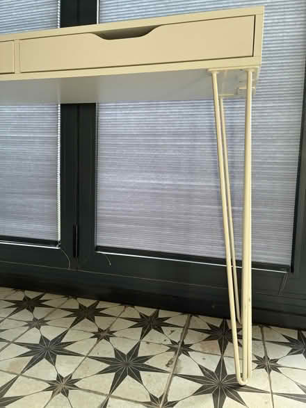 Photo of free Console / Dressing Table & Mirror (Hertford SG13) #4