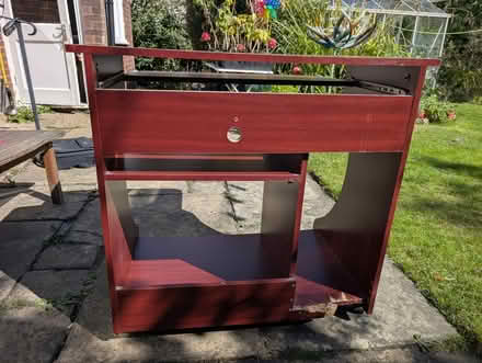 Photo of free A computer desk (Northchurch HP4) #2