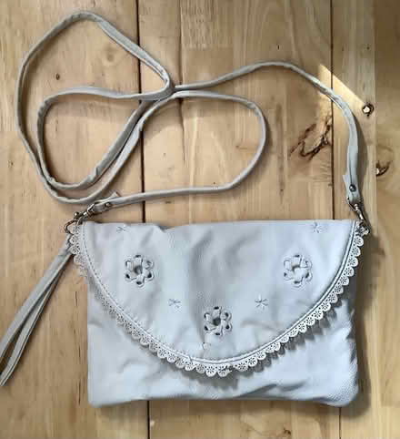 Photo of free Small handbag (Great Gaddesden HP1) #2