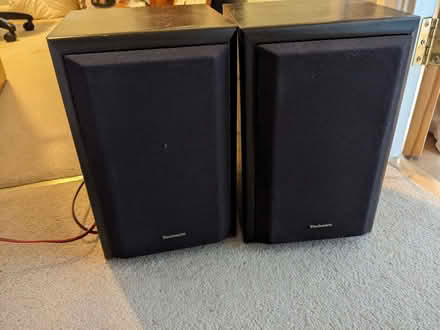 Photo of free 2:x Technics sbhd5da speakers (Hazlemere HP15) #1