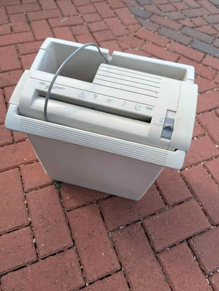 Photo of free Paper Shredder (Medbourne MK5) #1
