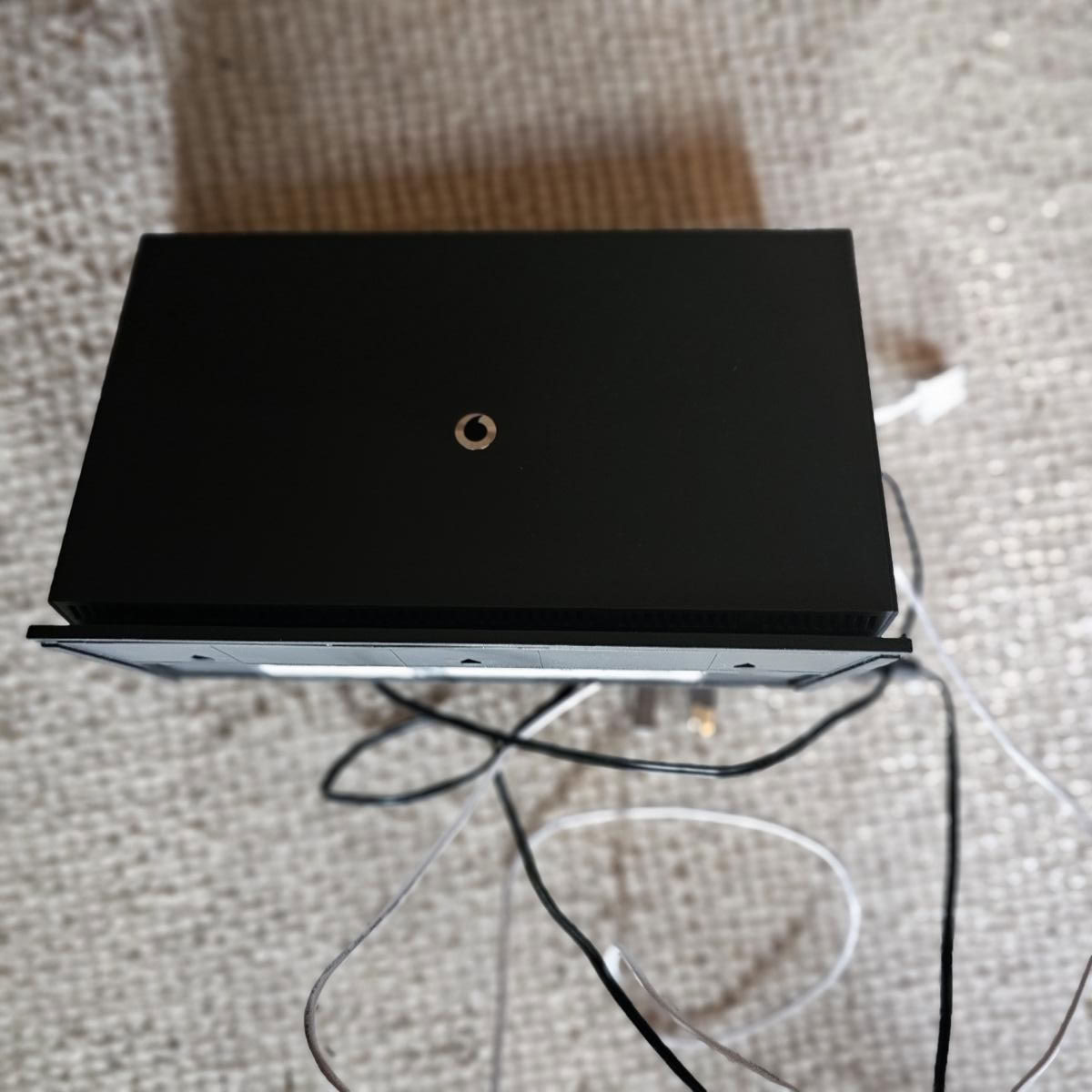 Free: Vodafone router (W10 - Ladbroke Grove)