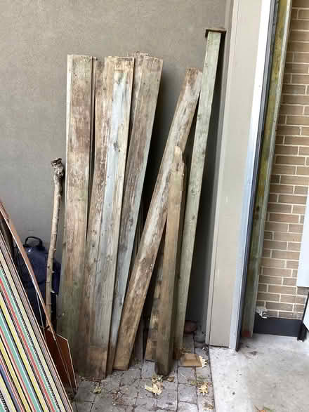 Photo of free 18 cedar fencing plus corner (York mills and leslie) #1