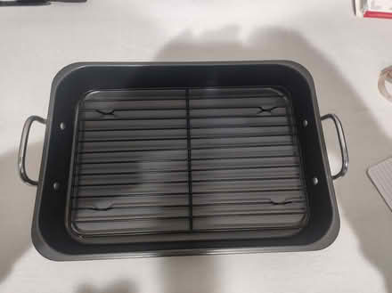 Photo of free Roasting Tin (WA3) #2