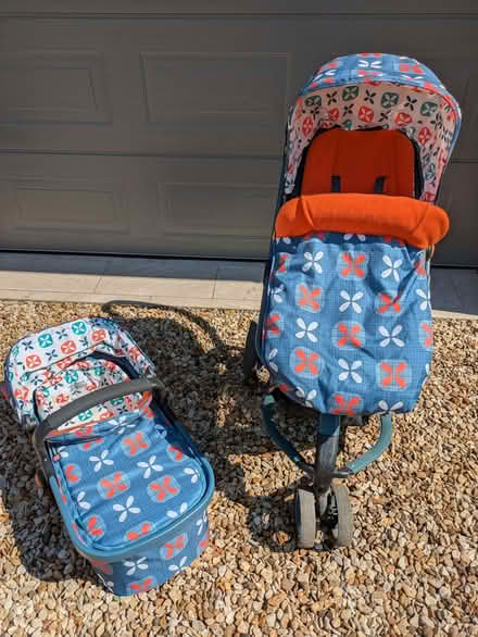 Photo of free Cosatto Giggle 3 Pram/Carrycot and Pushchair (Stanfield NR20) #1