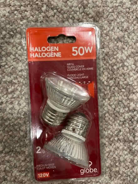 Photo of free CFL light bulbs, incandescent spots (Baseline and Beaumaris) #4