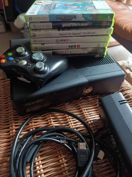 Photo of free Xbox 360 (Hanwell W7) #2