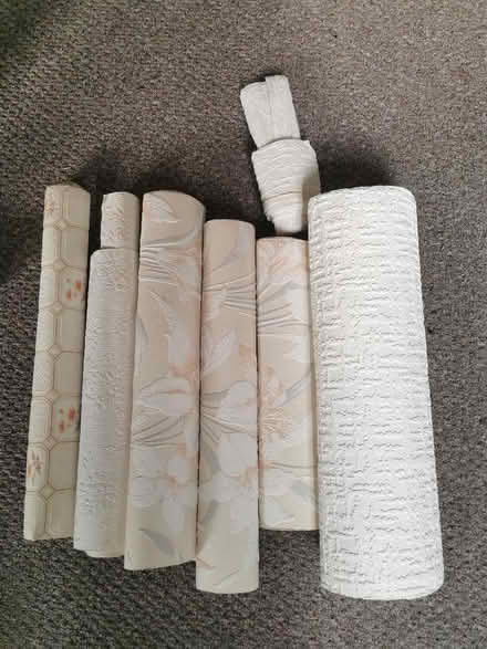 Photo of free Mixed end rolls of wallpaper (Hilltown DD3) #1