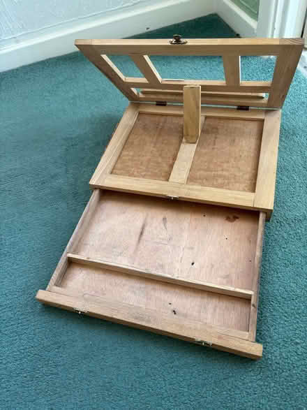 Photo of free Easel (Great Baddow CM2) #1