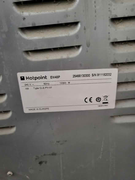 Photo of free Hotpoint EW48P electric cooker (Mannings Heath, RH13) #3
