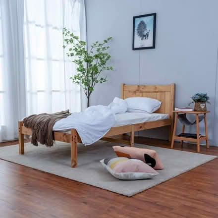 Photo of free Single bed (LU5 5HX) #1