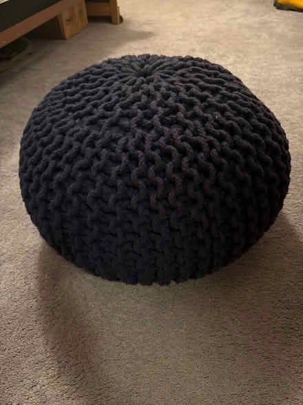 Photo of free Small blue knit puff (Bronxville) #1