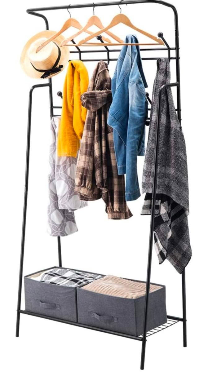 Model 715 Coat Rack Free: Metal coat rack (Seven Sisters N15) - Haringey Freegle