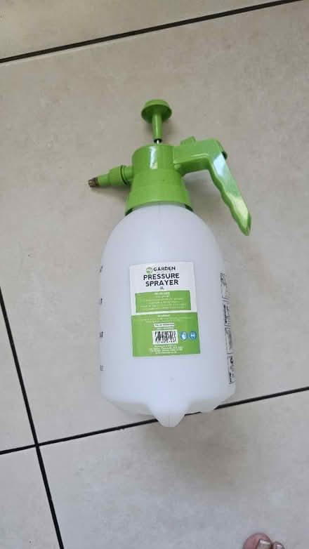 Photo of free 2 litre pressure sprayer (dellfield AL1) #1