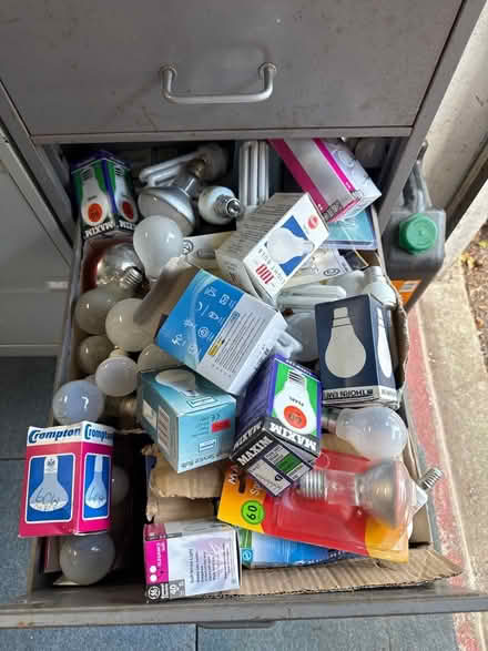 Photo of free Lots of assorted lightbulbs (GU11) #1