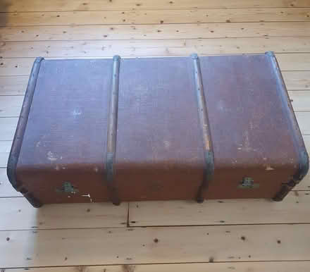 Photo of free Old chest (Twickenham TW2) #1
